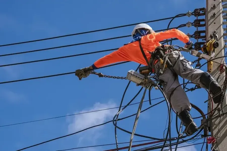 Key Factors To Consider When Upgrading Your Electrical Wiring in Baytown, TX